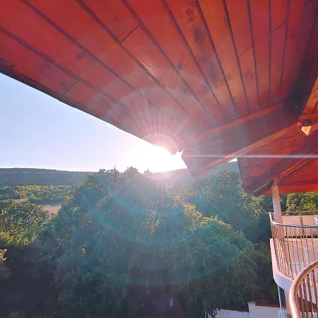 Metatron U Doma Balchik