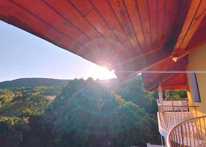 Metatron U Doma Balchik